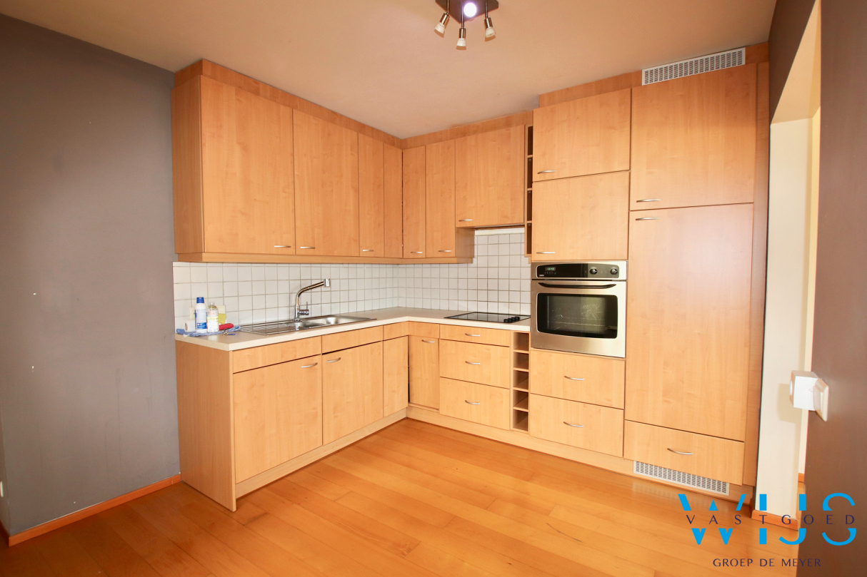 Instapklaar 2slaapkamer appartement te Zelzate! 