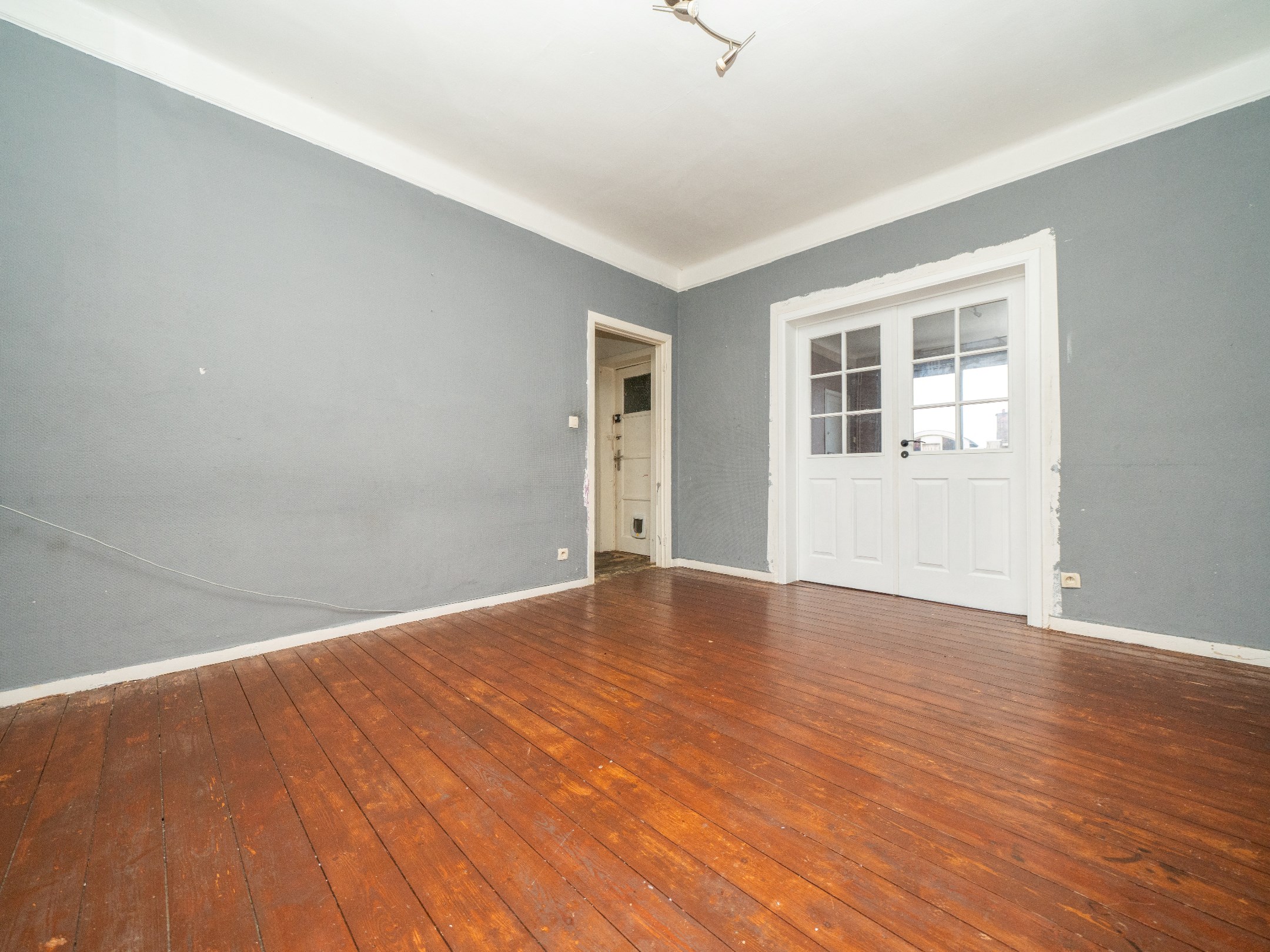 Opbrengstwoning met 3 units op zeer gunstige locatie 