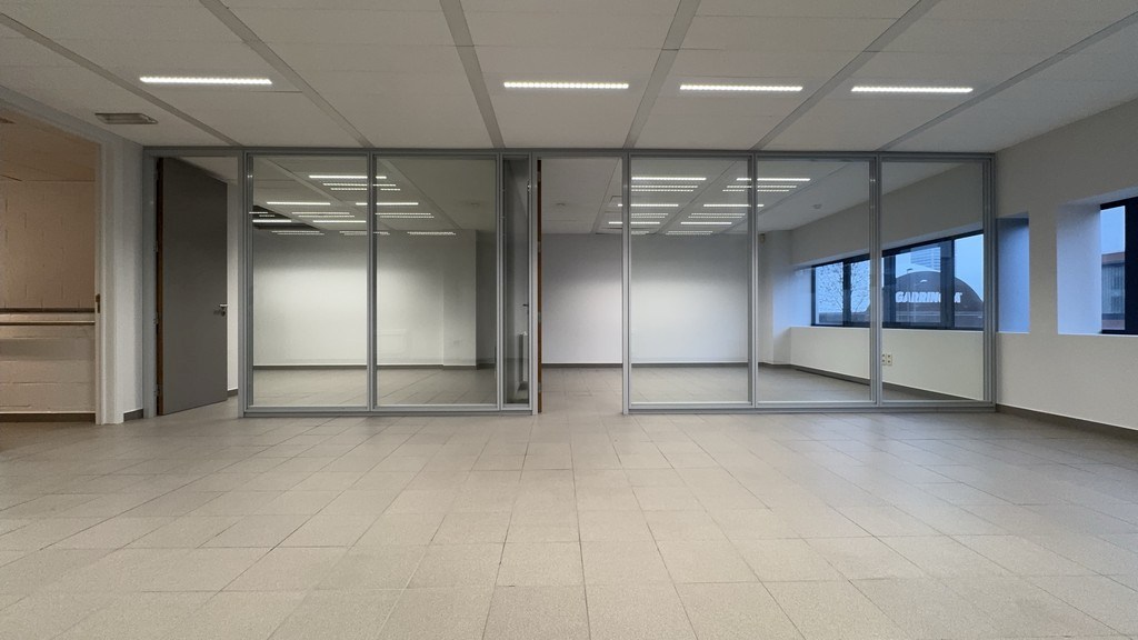 Kantoren met magazijn te huur in MB Office Park II aan The Loop in Gent
