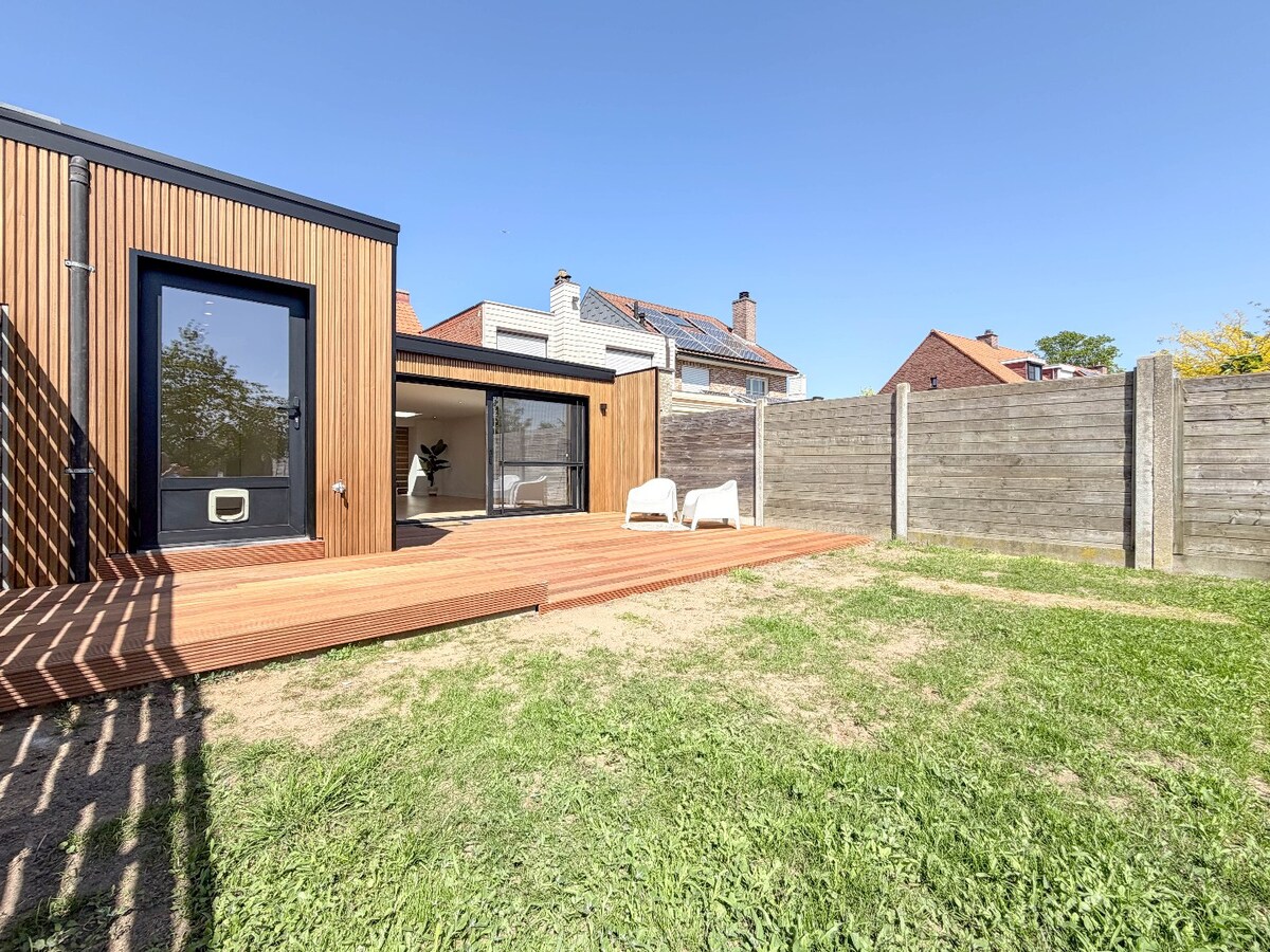 Prachtige ruime woning met grote zonnige tuin !    **** NONO INSPIRED **** 