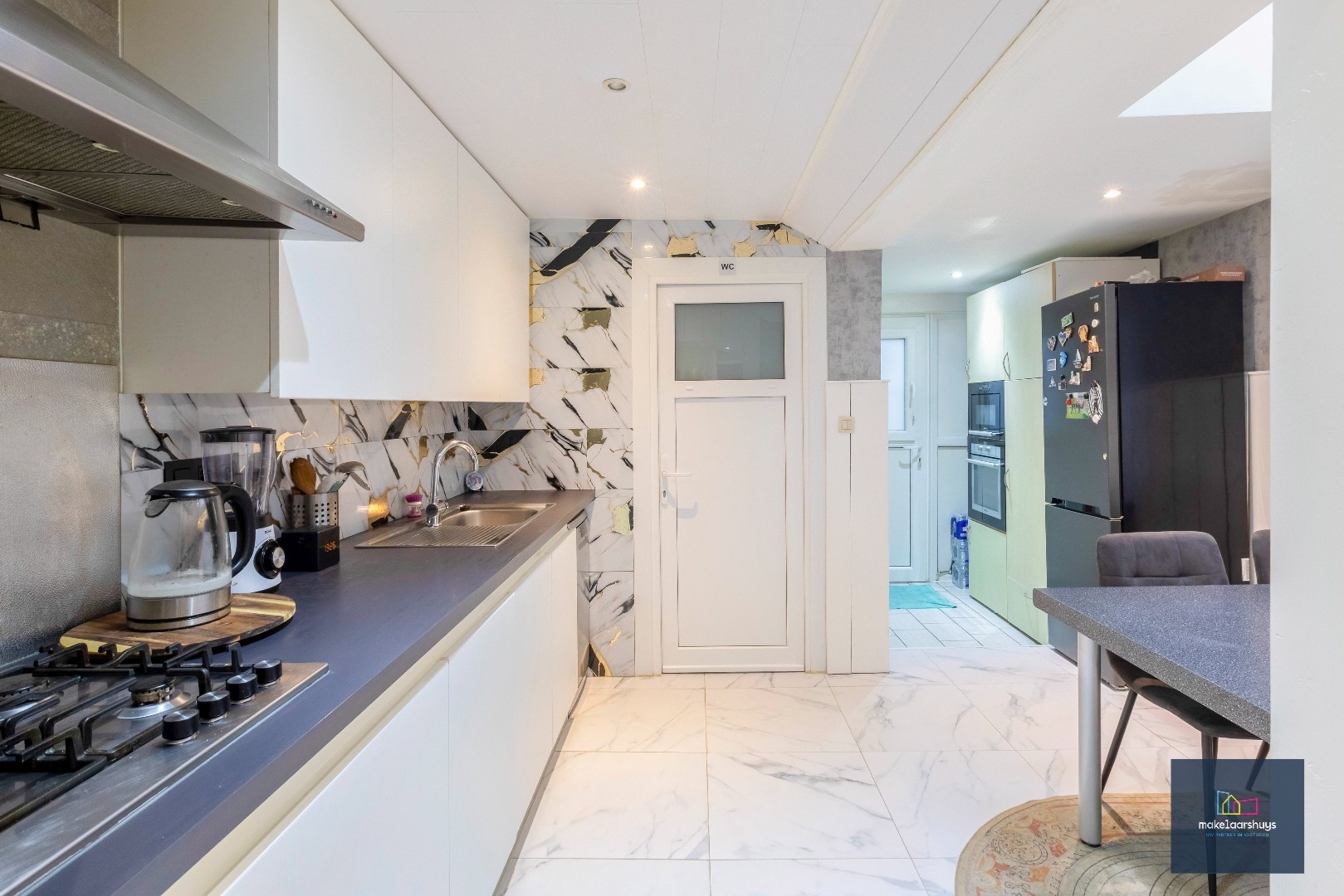 Woning met 4 slaapkamers en koer nabij centrum Gent 