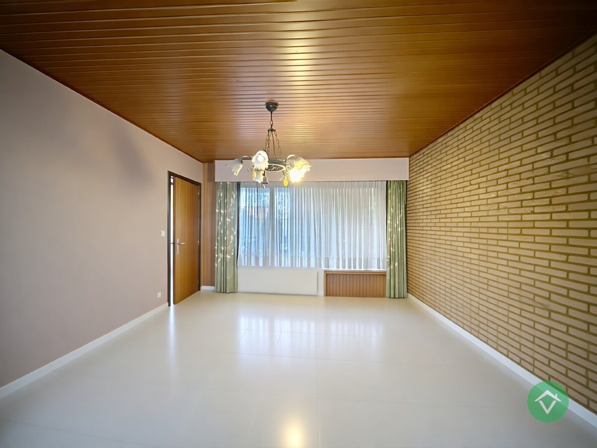 Solide woning met 3 slaapkamers, garage en tuin op topligging in Beerst nabij Diksmuide 