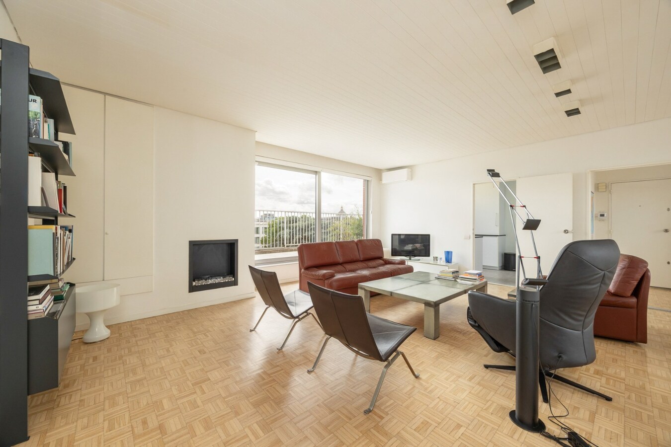 Zeer ruim appt. met 3 slpk en 2 terrassen te Antwerpen! 