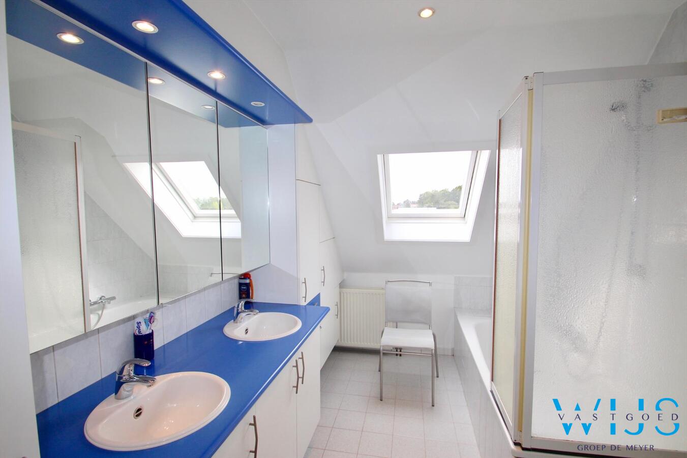 Perfect onderhouden open bebouwing in een rustige wijk te Sleidinge! 