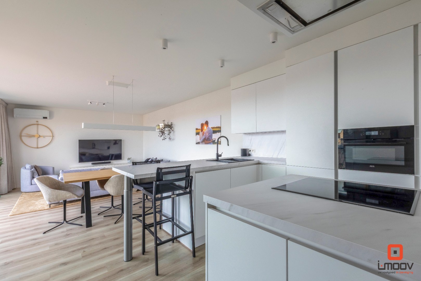 Recent luxueus appartement (2023) met 2 slaapkamers, terras en parkeeroptie in gebouw nabij Dampoort 