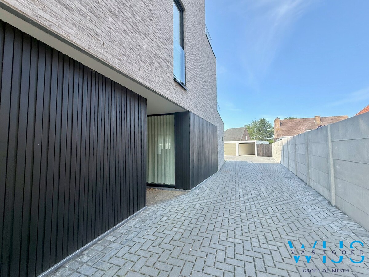 Nieuwbouw gelijkvloers appartement in centrum ERTVELDE ! 