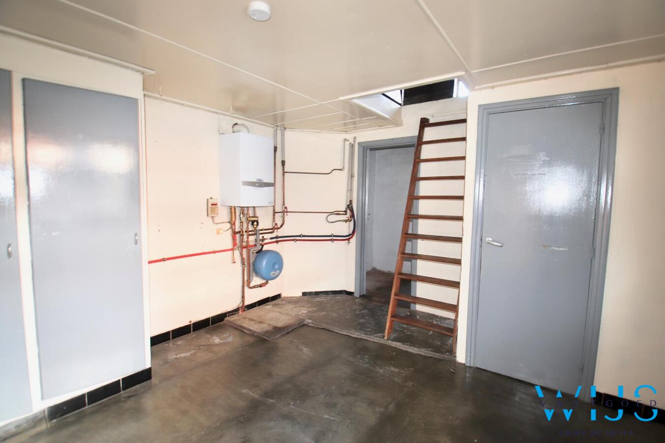 Te renoveren woonhuis op een mooi perceel van 870m² te ERTVELDE! 