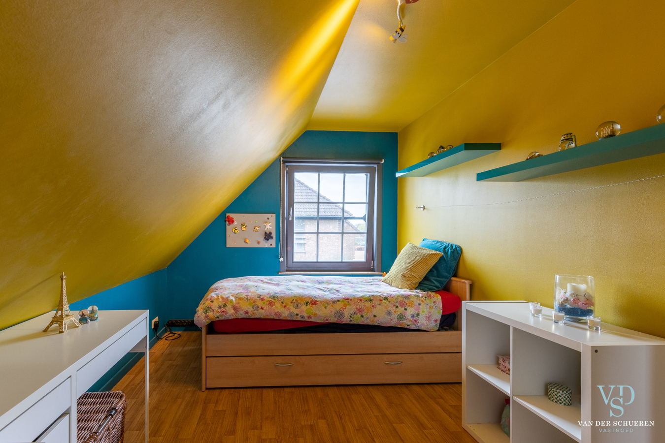 Energiezuinige, eigentijdse villa met zwembad. 