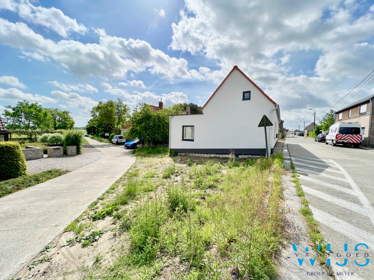 Totaal gerenoveerd woonhuis te Assenede 