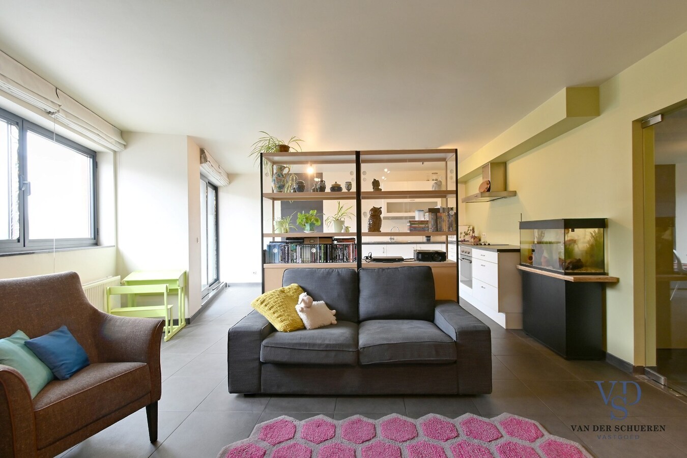 Ruim appartement in hartje Zingem. 