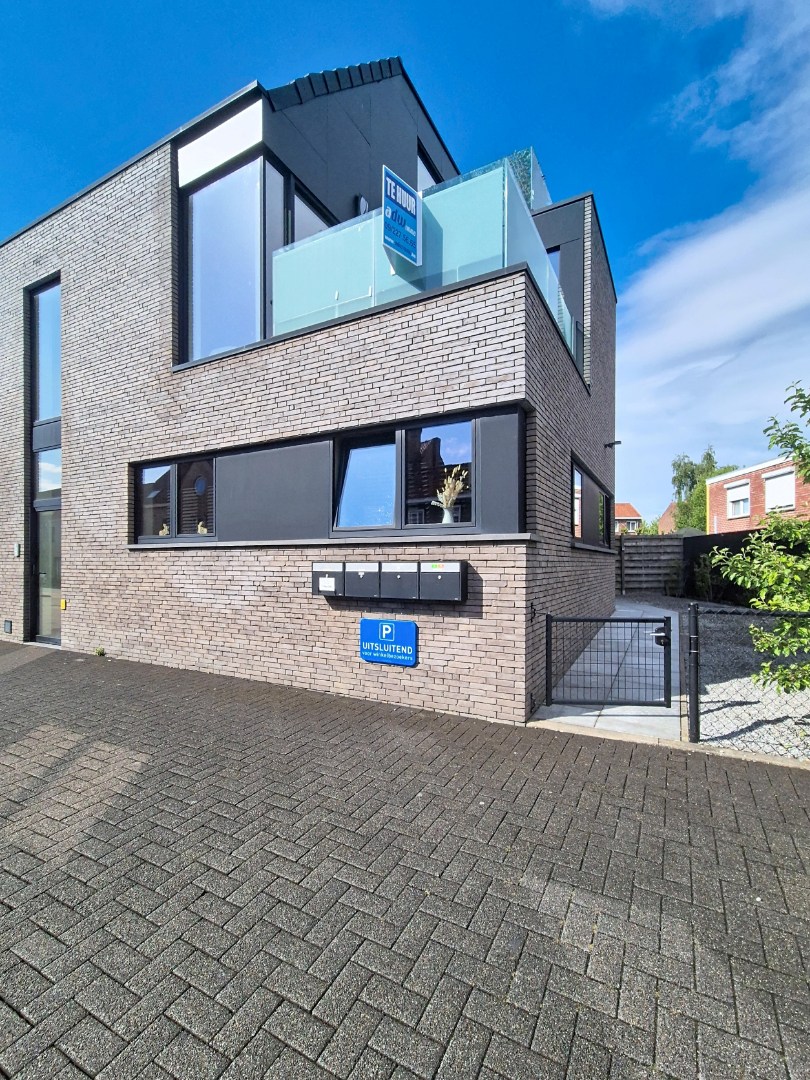 Appartement met 2 slpks en garage 