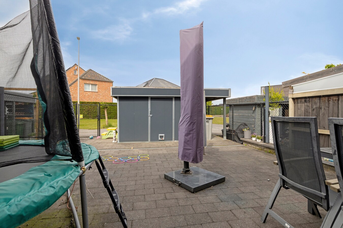 Gruitrode: gezinswoning (2009) met 3 slaapkamers en tuintje 