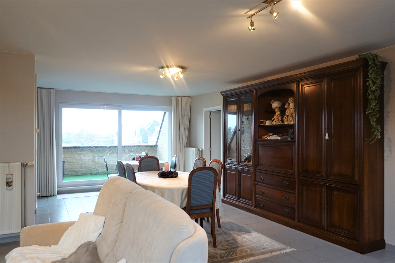 Zeer ruim dakappartement in het centrum van Gistel 