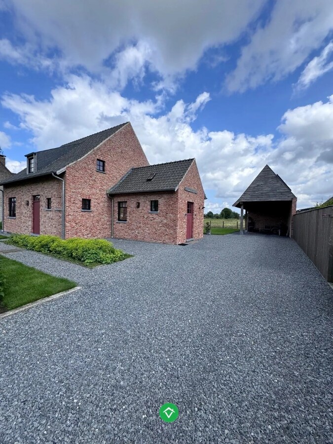 Alleenstaande nieuwbouwwoning te Aartrijke 