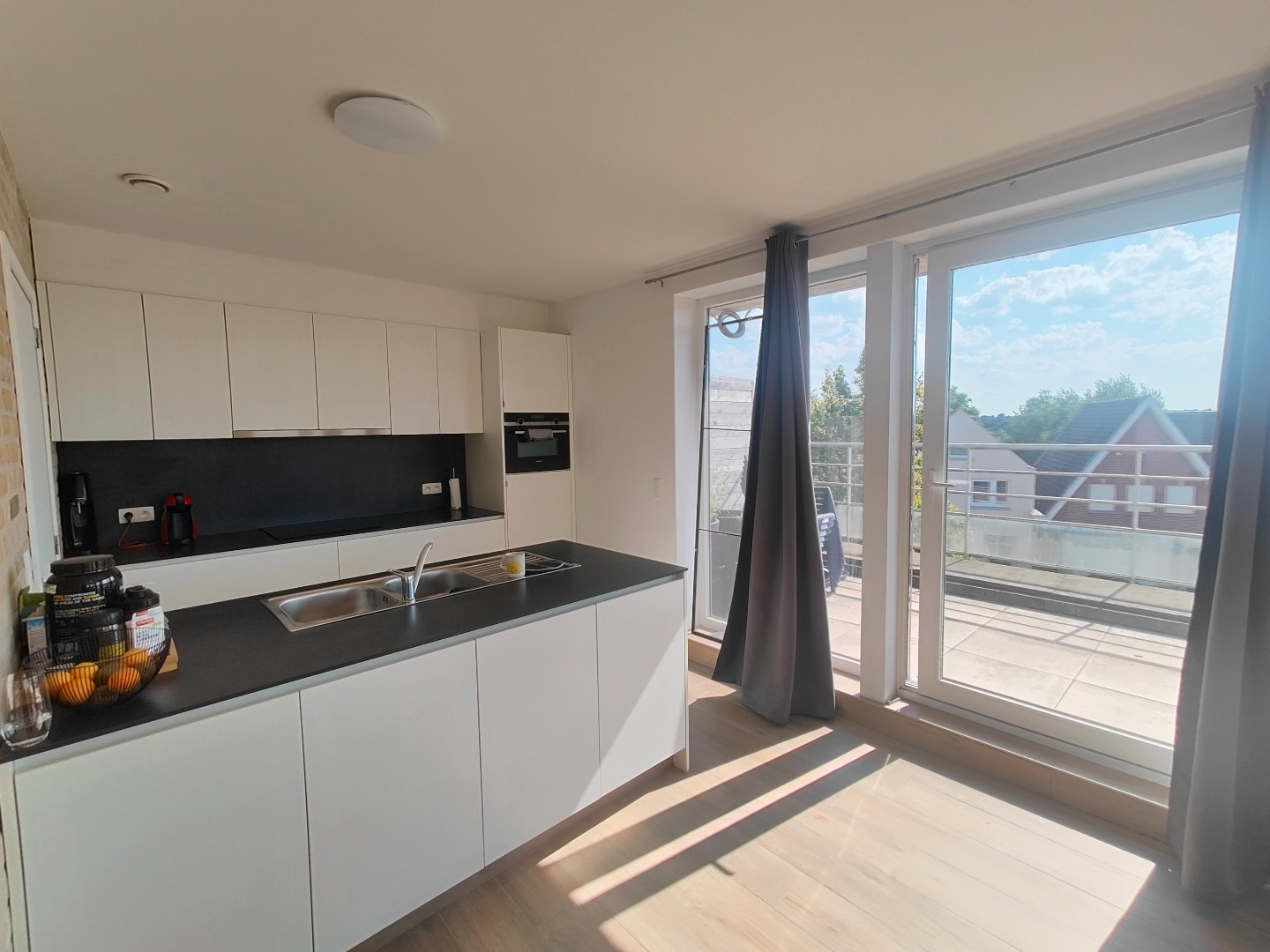 Penthouse met 2 slaapkamers met achterliggende garage 