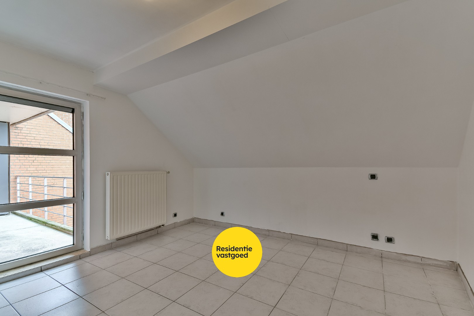 Zonnig appartement met terras in centrum van Oudenburg! 