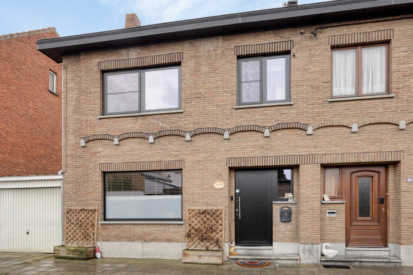 Instapklare woning met 3 slaapkamers en tuin. 
