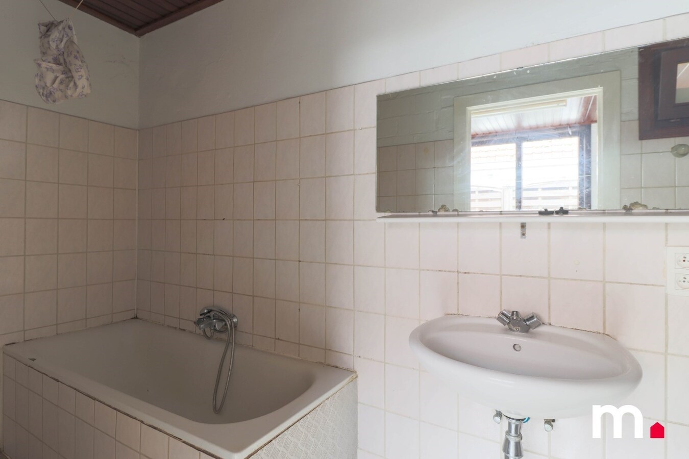 TOPPER te Deerlijk met 5 slaapkamers en zonnige tuin nabij het centrum! 