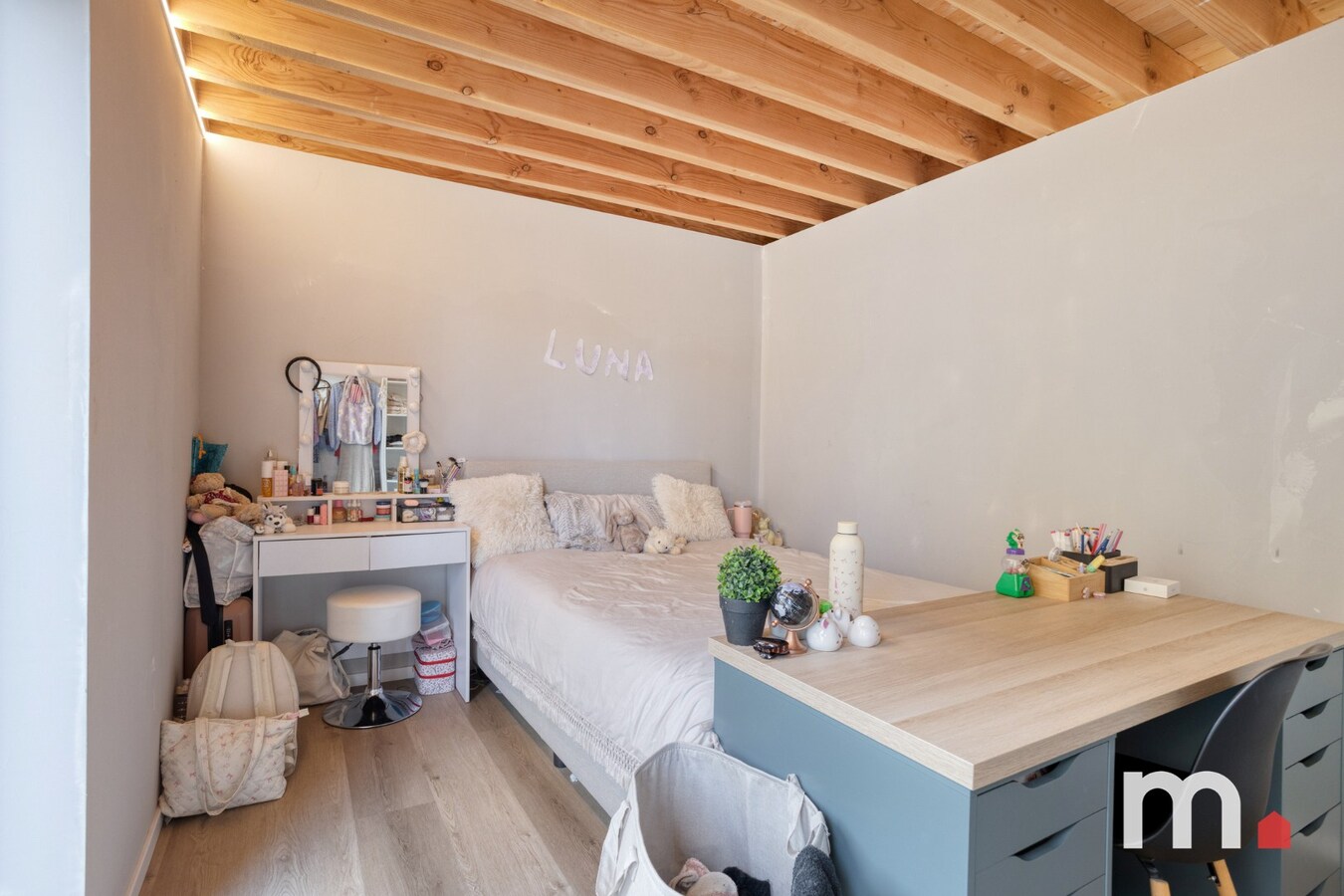 Unieke Villa te Lendelede met 5 slaapkamers met hoogwaardige afwerking ! 