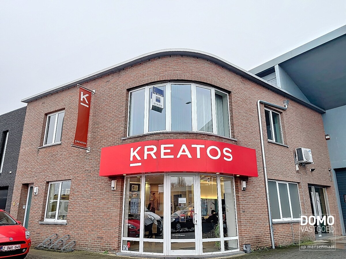 RUIM APPARTEMENT VAN 180 M² MET 2 SLAAPKAMERS, RUIME LEEFRUIMTE EN EPC B TE HERK-DE-STAD 