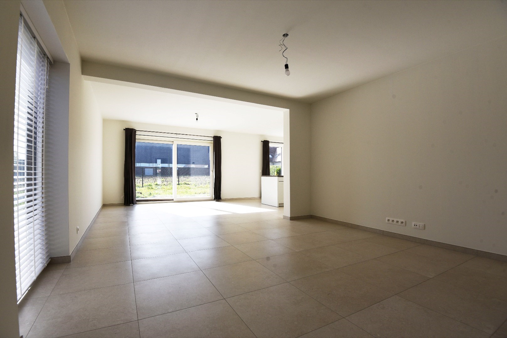 Open nieuwbouw met 3 slaapkamers en tuin te Aalter 