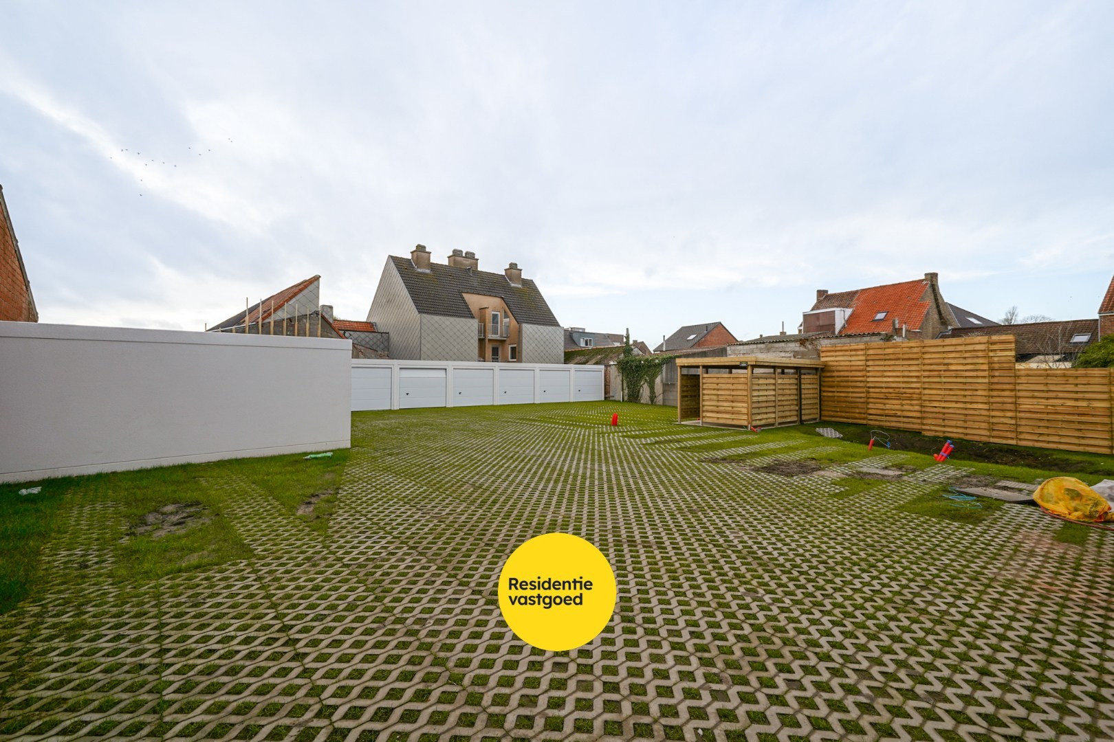 Nieuwbouw 2-slaapkamer appartement op het 2de verdiep met zonnig terras 