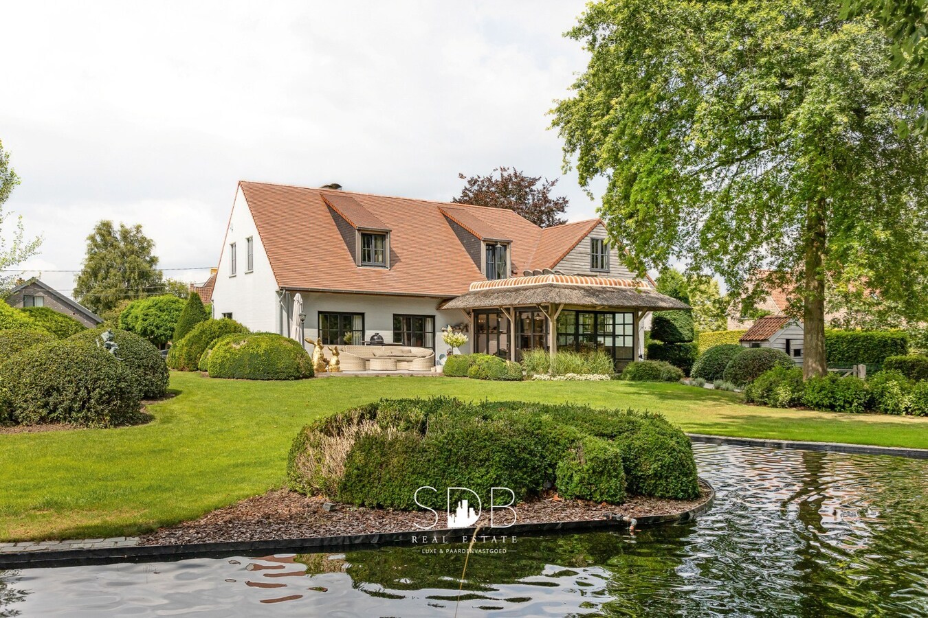 Prachtige landelijke villa met gezinstuin op 4.583m² 