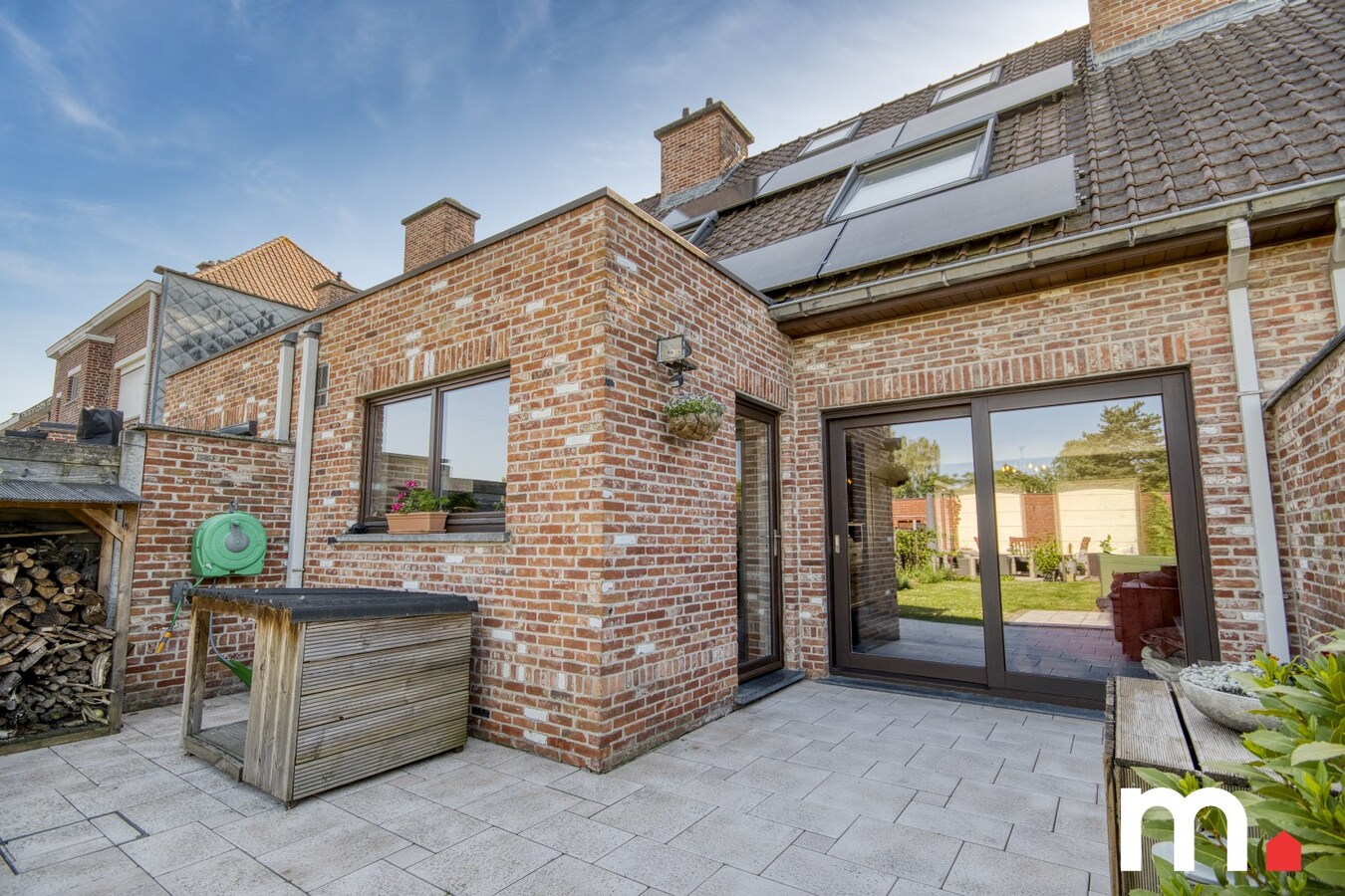 Topper te Lauwe op rustige ligging met zonnepanelen en garage! EPC B 101 ! 