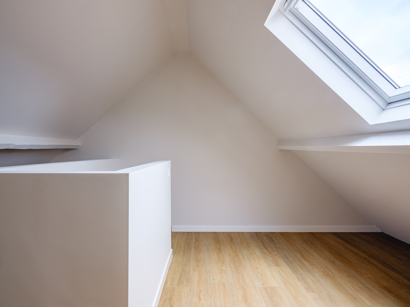 Compleet gerenoveerde topwoning! 