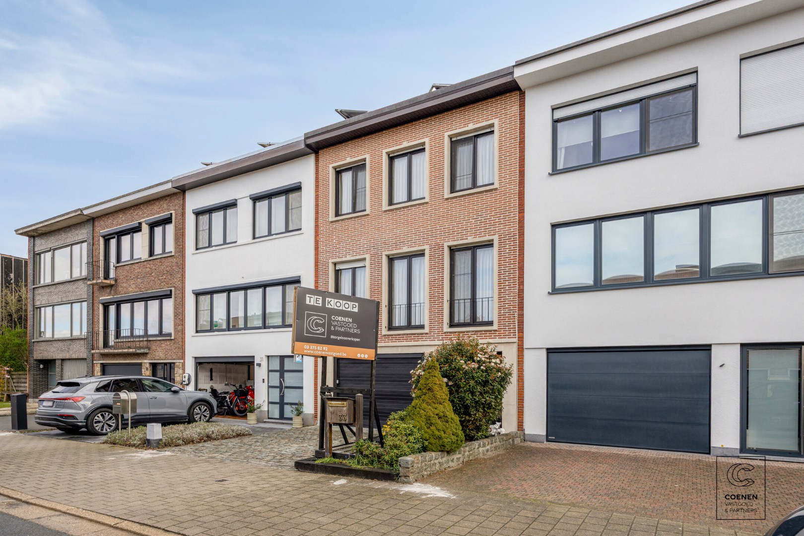 Zeer verzorgde bel-etagewoning op een centrale ligging te Kontich! 