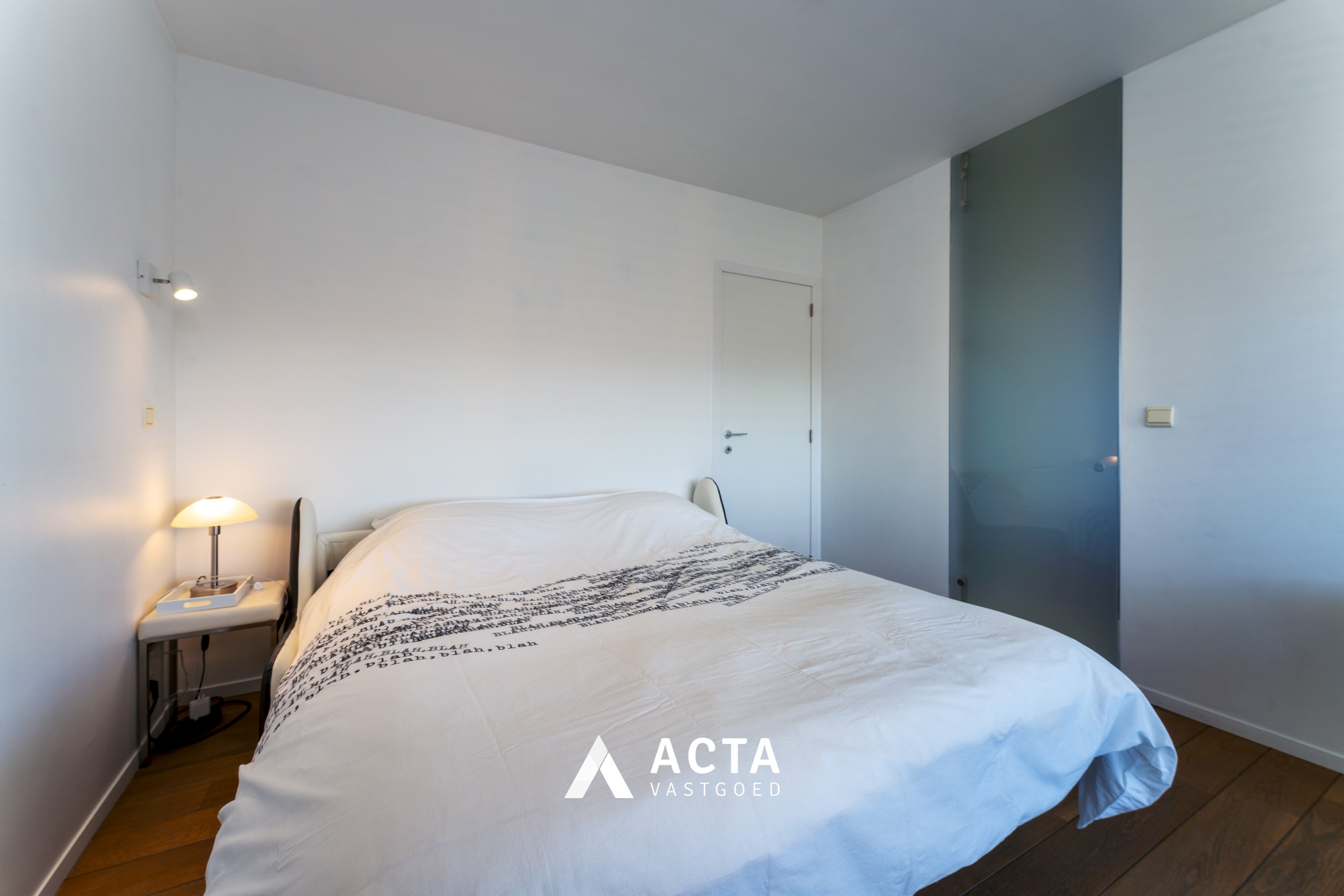 Luxueus dakappartement met 3 slaapkamers en panoramische terrassen in hartje Oostende 