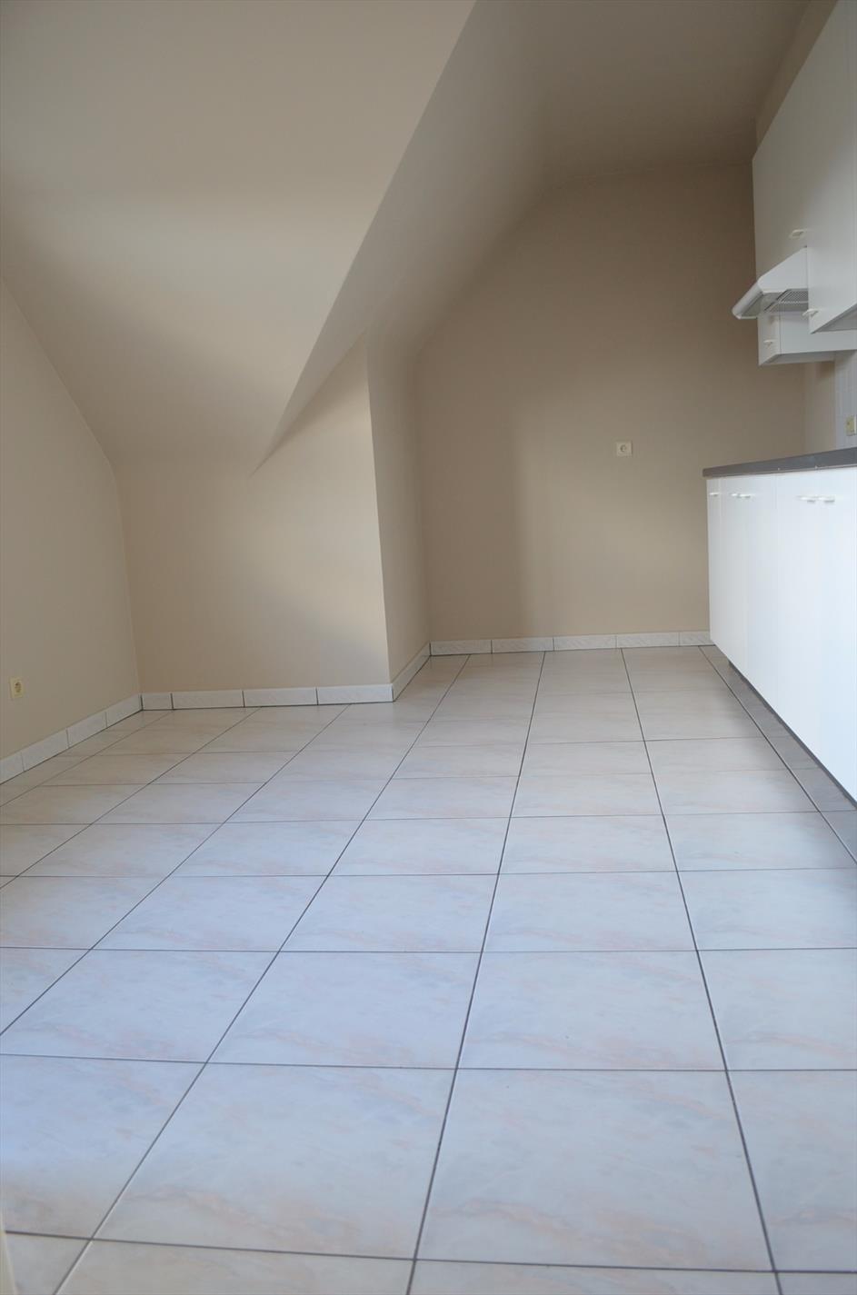 Appartement met 2 slpks, zuidelijk terras en garage te ADEGEM 