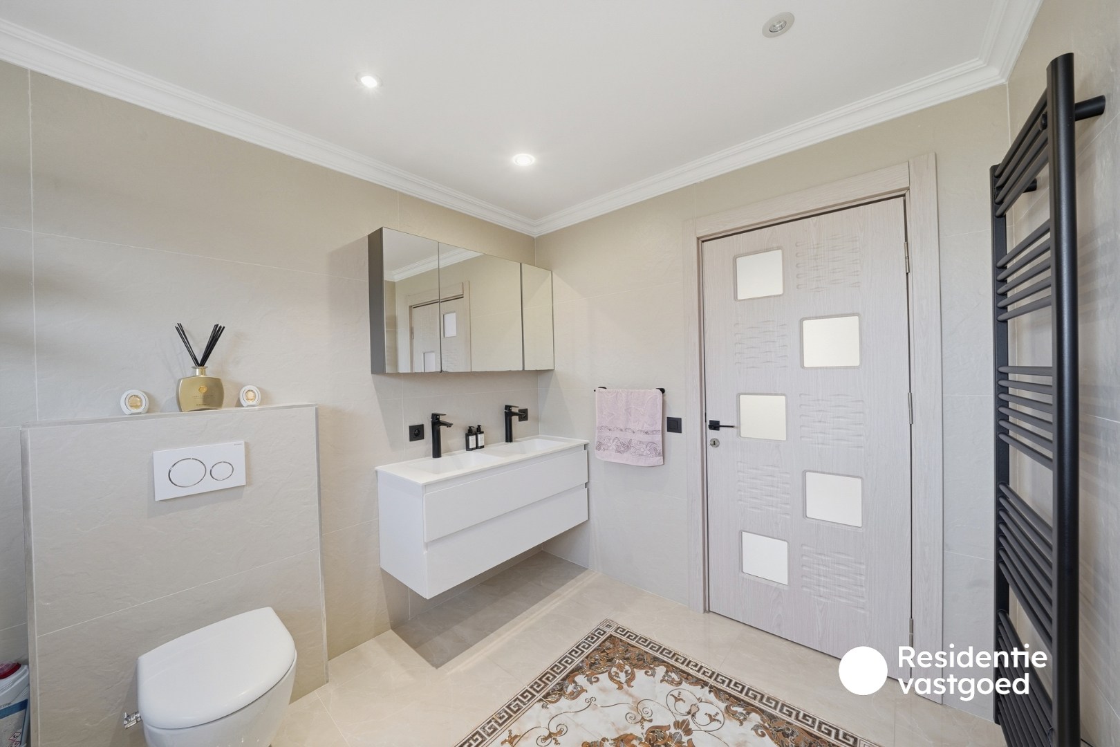 Bungalow met zongerichte tuin en 3 slaapkamers 