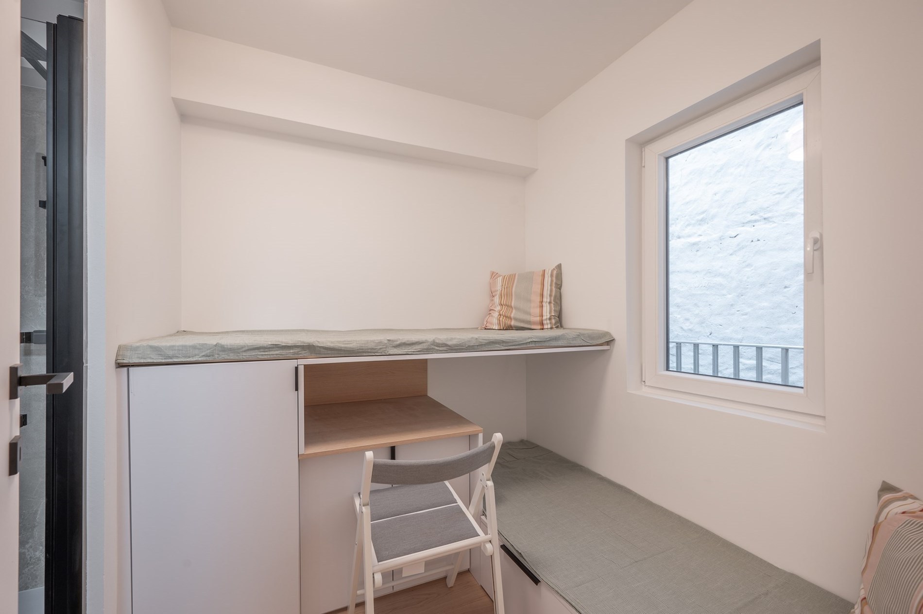 Luxe Gemeubileerd Vakantieappartement vlakbij de Zeedijk te Duinbergen. 