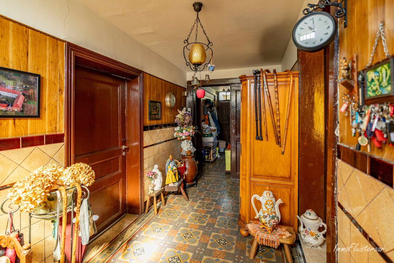 Te renoveren vierkantshoeve op een ruim perceel van ca. 2,6ha te Kortenaken 