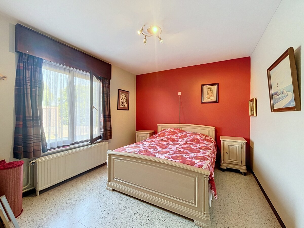 TWEE SLAAPKAMER BUNGALOW TE LIEVEGEM! 