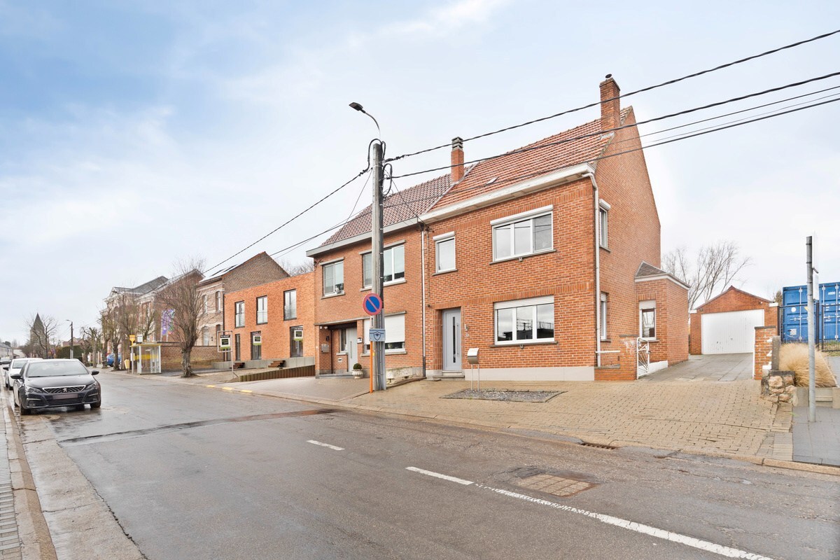 Half open bebouwing met 3 slaapkamers te Goetsenhoven (Tienen) 