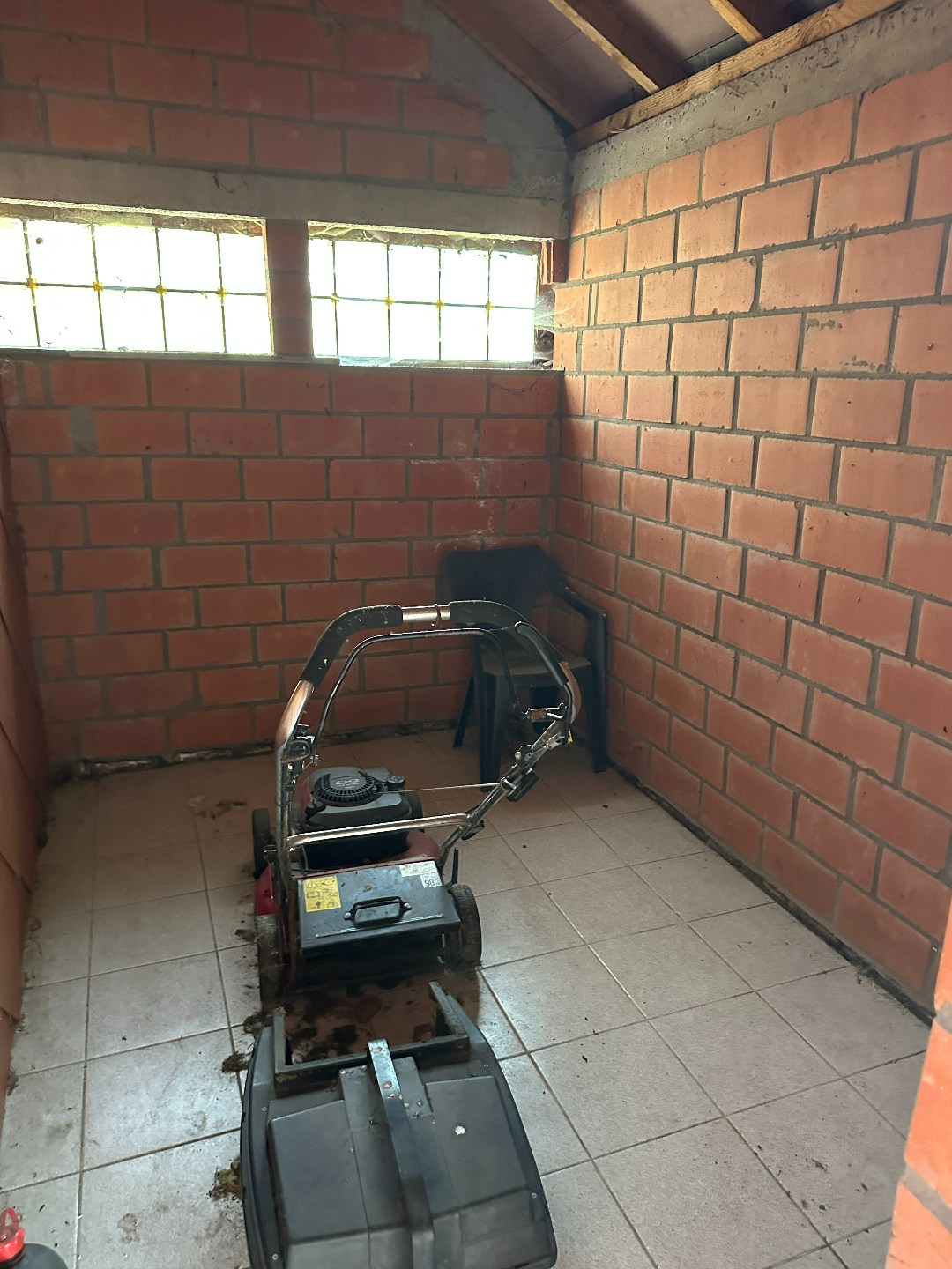Woning met 3 slpk, terras en tuin, Eernegem 