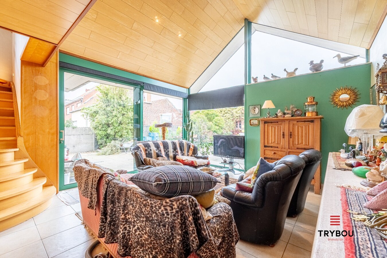 Open woning op ruim perceel in Jonkershove 