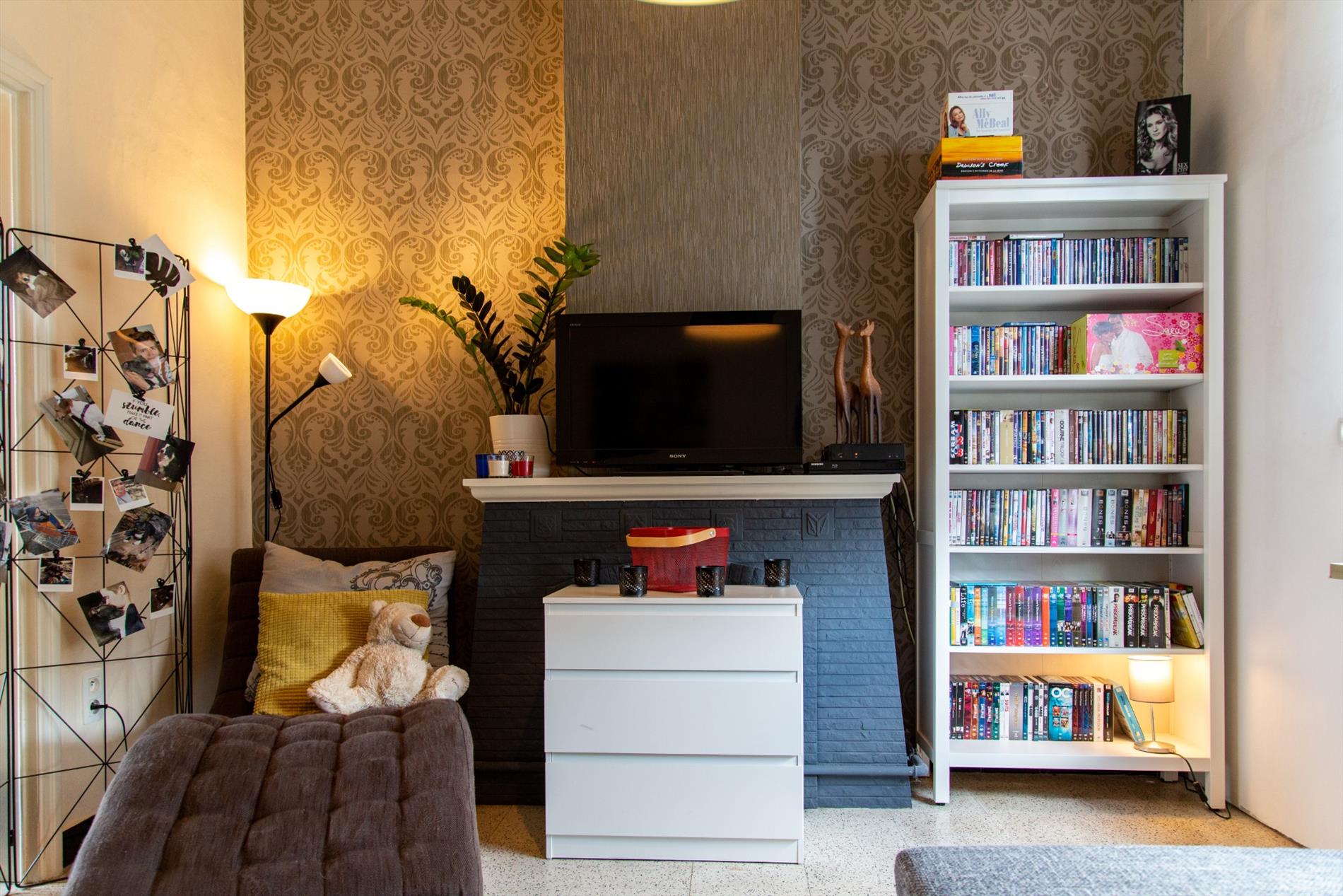 Gerenoveerde rijwoning met 2 slpks en koer te Zelzate 