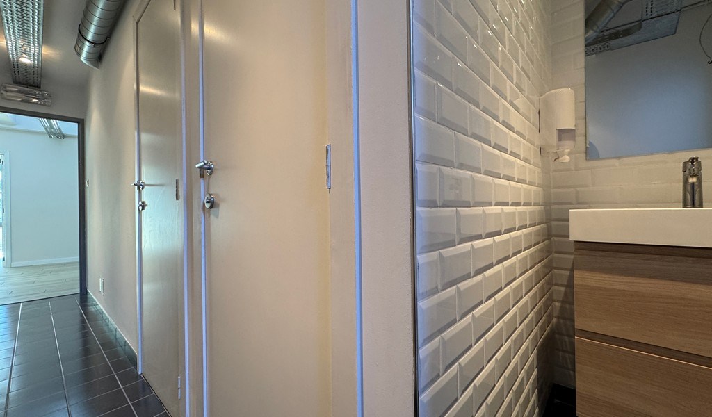 Vernieuwde kantoren te huur vlakbij Eilandje in Antwerpen