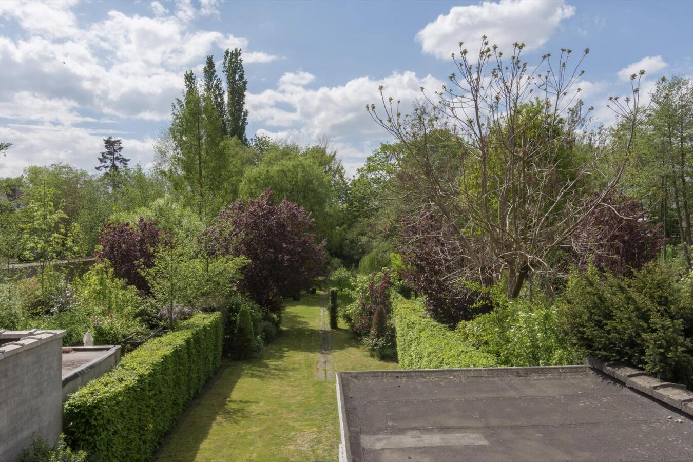 Kwalitatieve woning met ruime tuin &amp; garage te Gentbrugge 