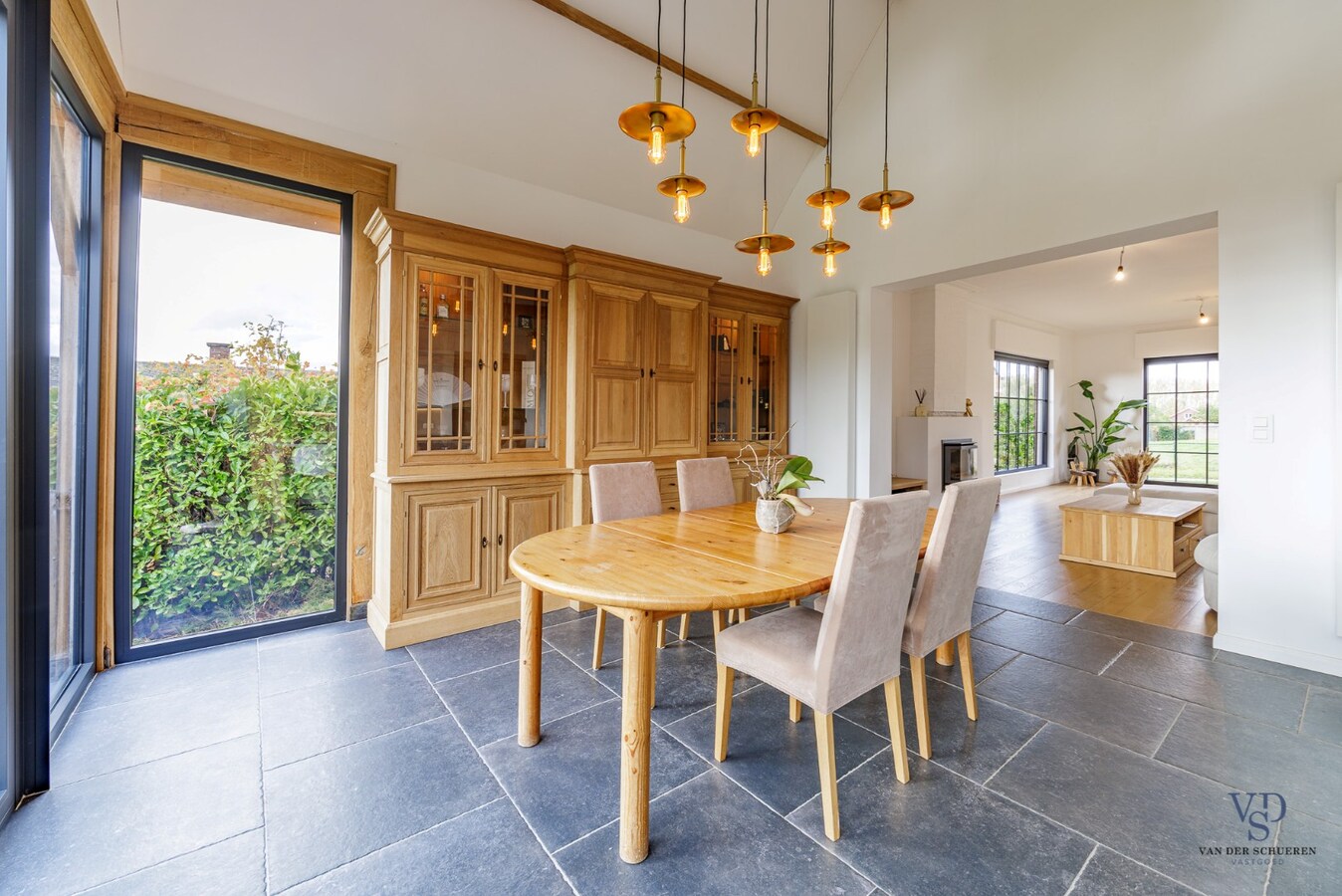 Charmant gerenoveerde villa met karakter en hedendaags comfort 