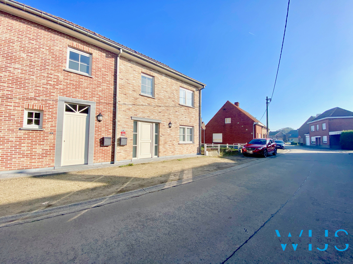 Instapklaar woonhuis met 4 slaapkamers &amp; tuin te Ertvelde ! 