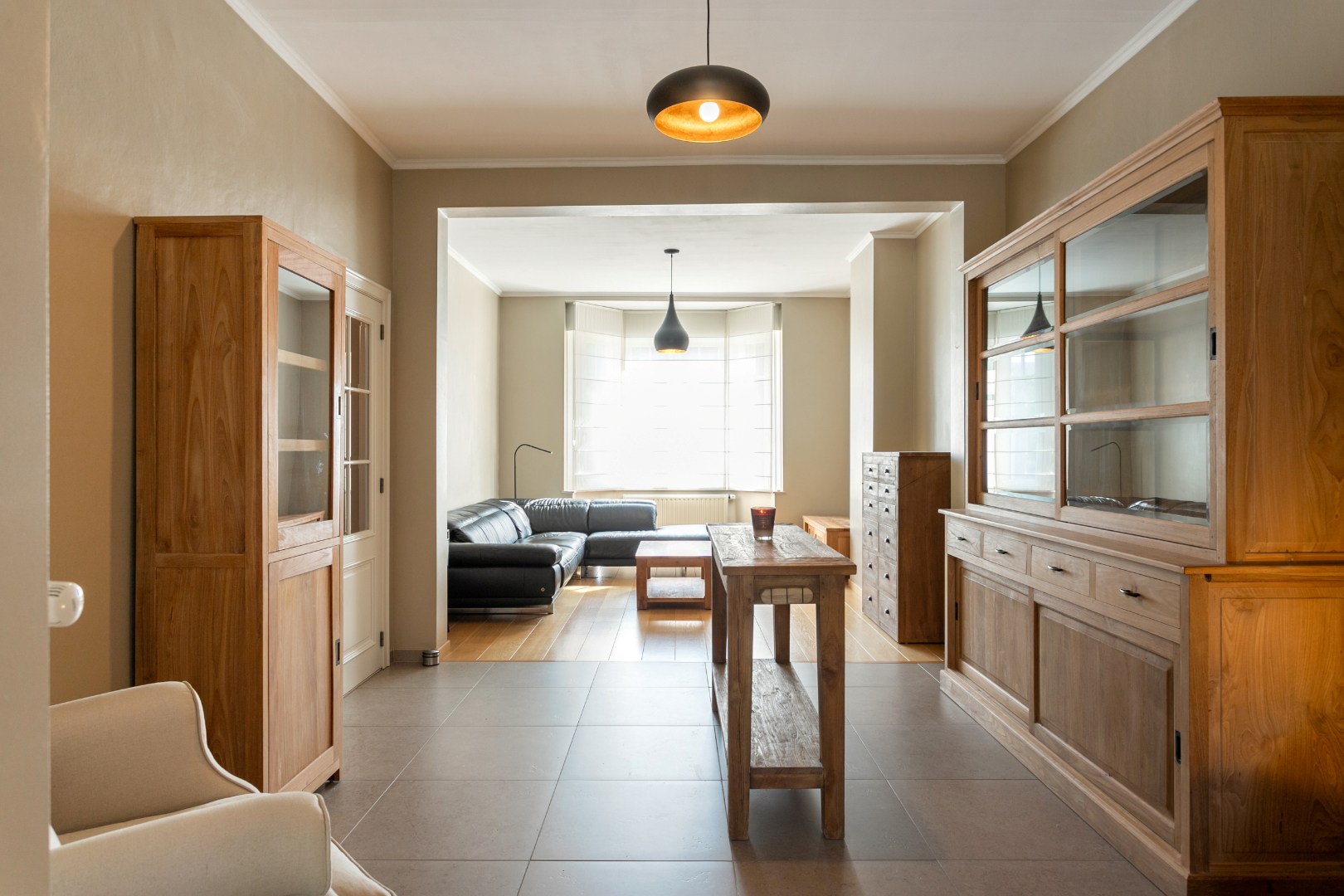 Instapklare woning met 3 slpk, oprit en tuin te Halle 