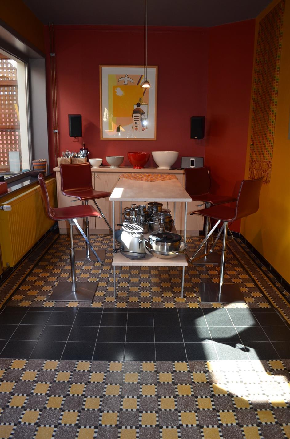 Stijlvolle woning 3 slpks en ruime garage nabij centrum te Maldegem 