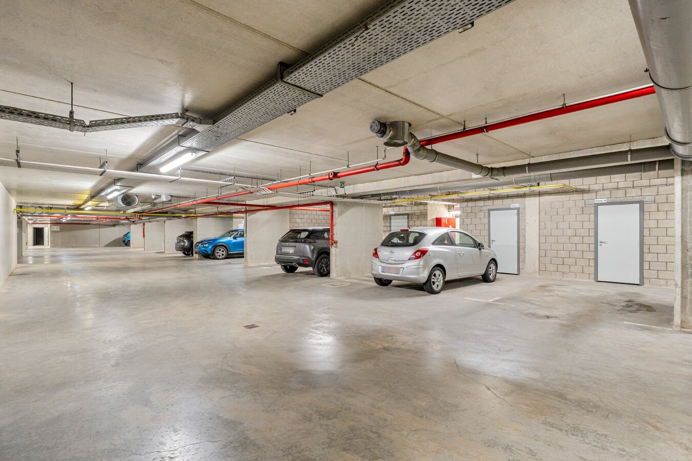 Comfortabel appartement met 1 slaapkamer, terras en autostandplaats nabij het centrum van Maaseik! 