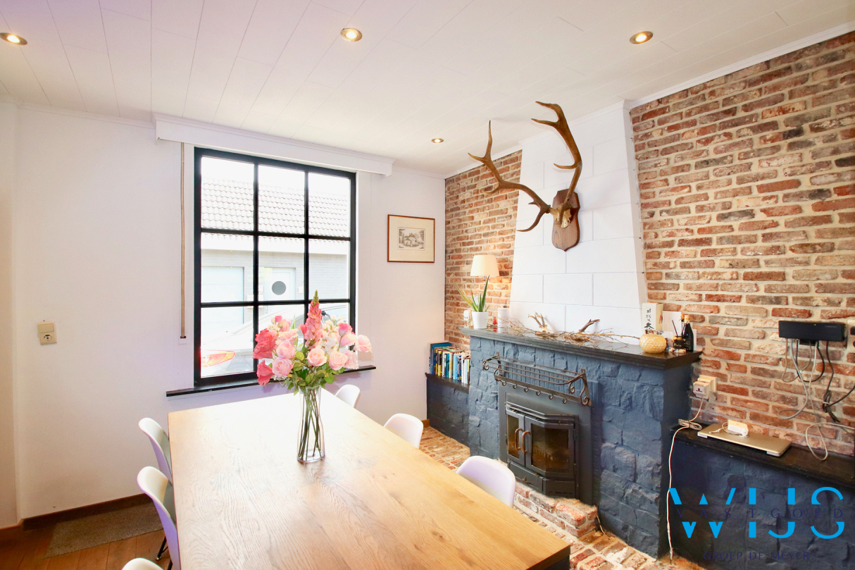 Instapklaar woonhuis op perceel van 450m² te ERTVELDE ! 