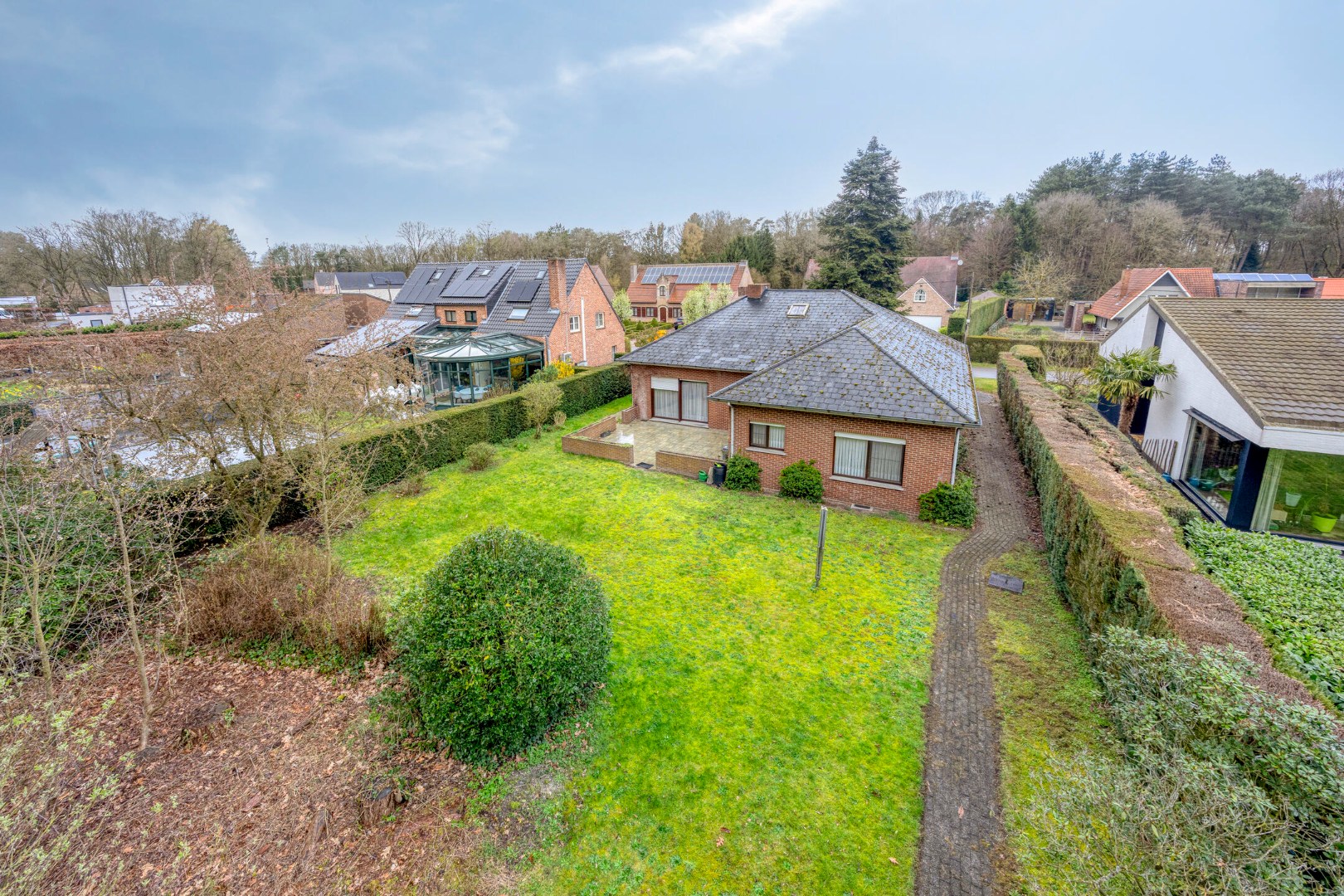 Gezellige laagbouwwoning met 3 slpk. op een ruim perceel in Geel-Winkelomheide 