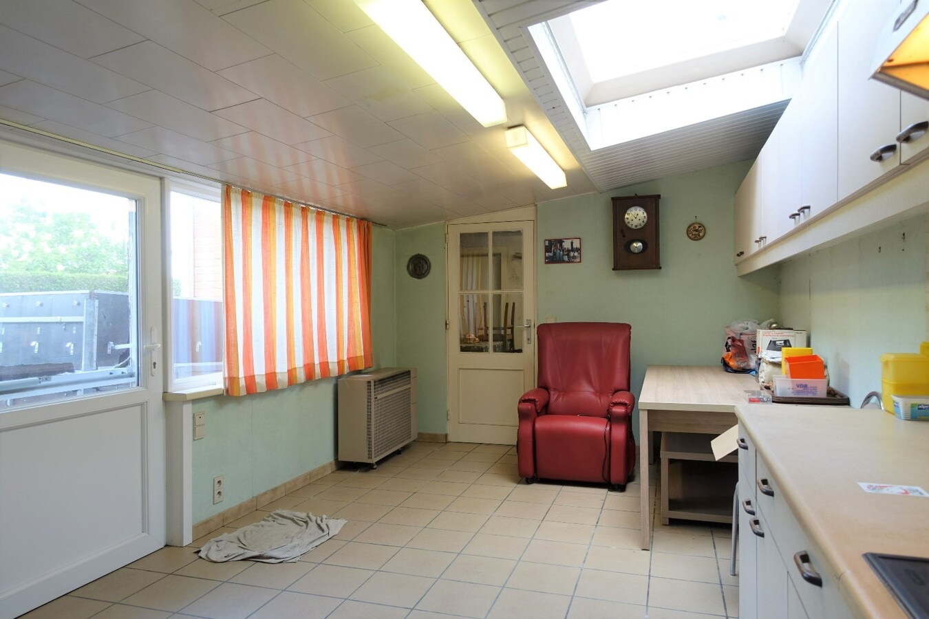 Karaktervolle woning met dubbele garage op 1.408m² 